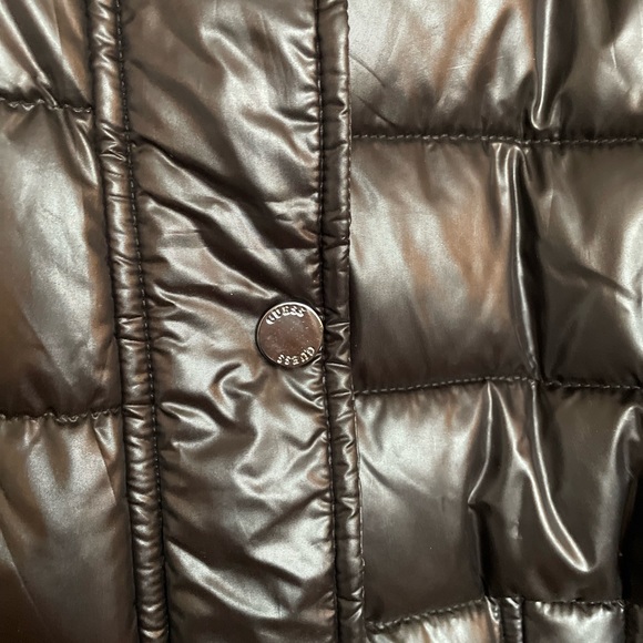 ***SOLD***Guess Channel Quilted Puffer Jacket - Size XL - Picture 9 of 16